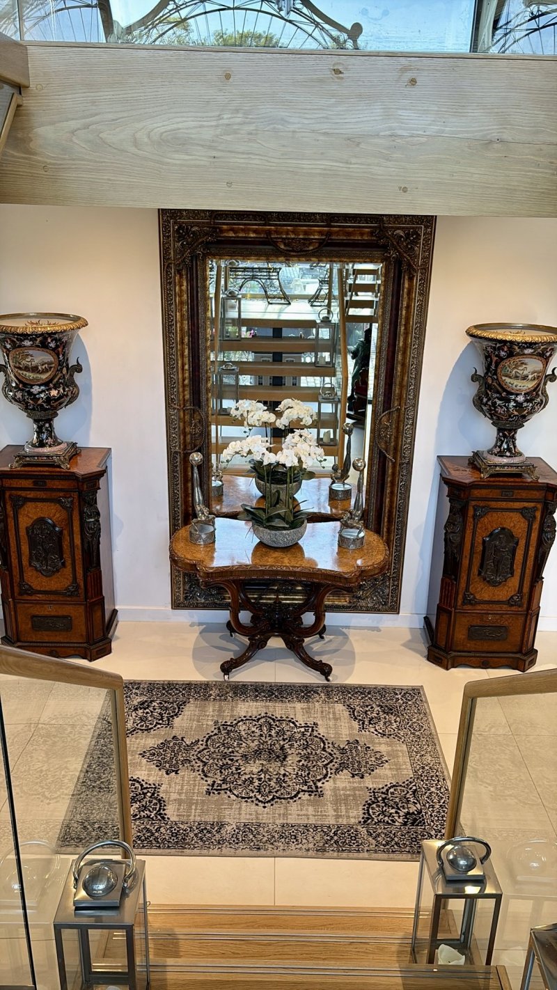 Exhibition Quality Pair of Antique Victorian Amboyna and Carved Ebony Pedestals - Image 19